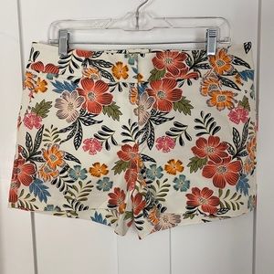 Loft Floral Pattern Short - Size 8